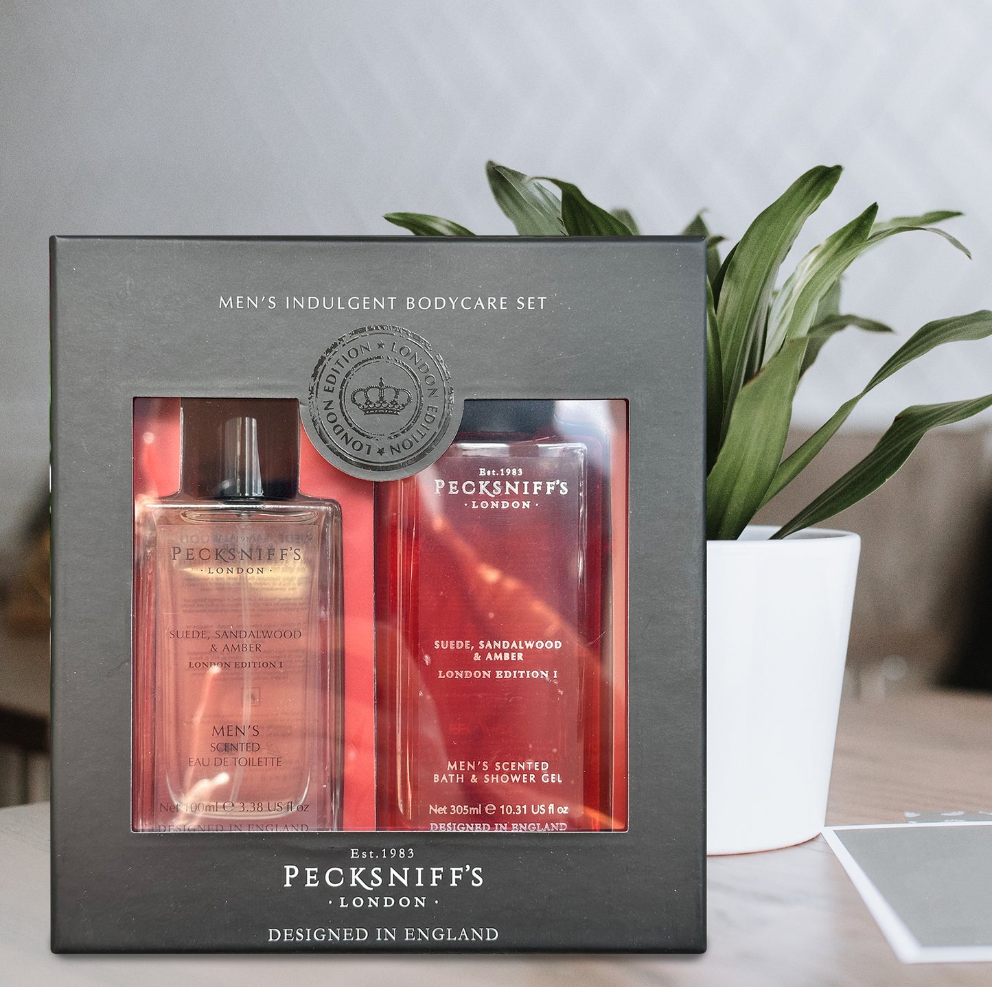 Pecksniff’s Men’s London Edition Fragrance Duo Gift Set – Suede, Sandalwood & Amber, Eau de Toilette 100ml & Bath & Shower Gel 300ml