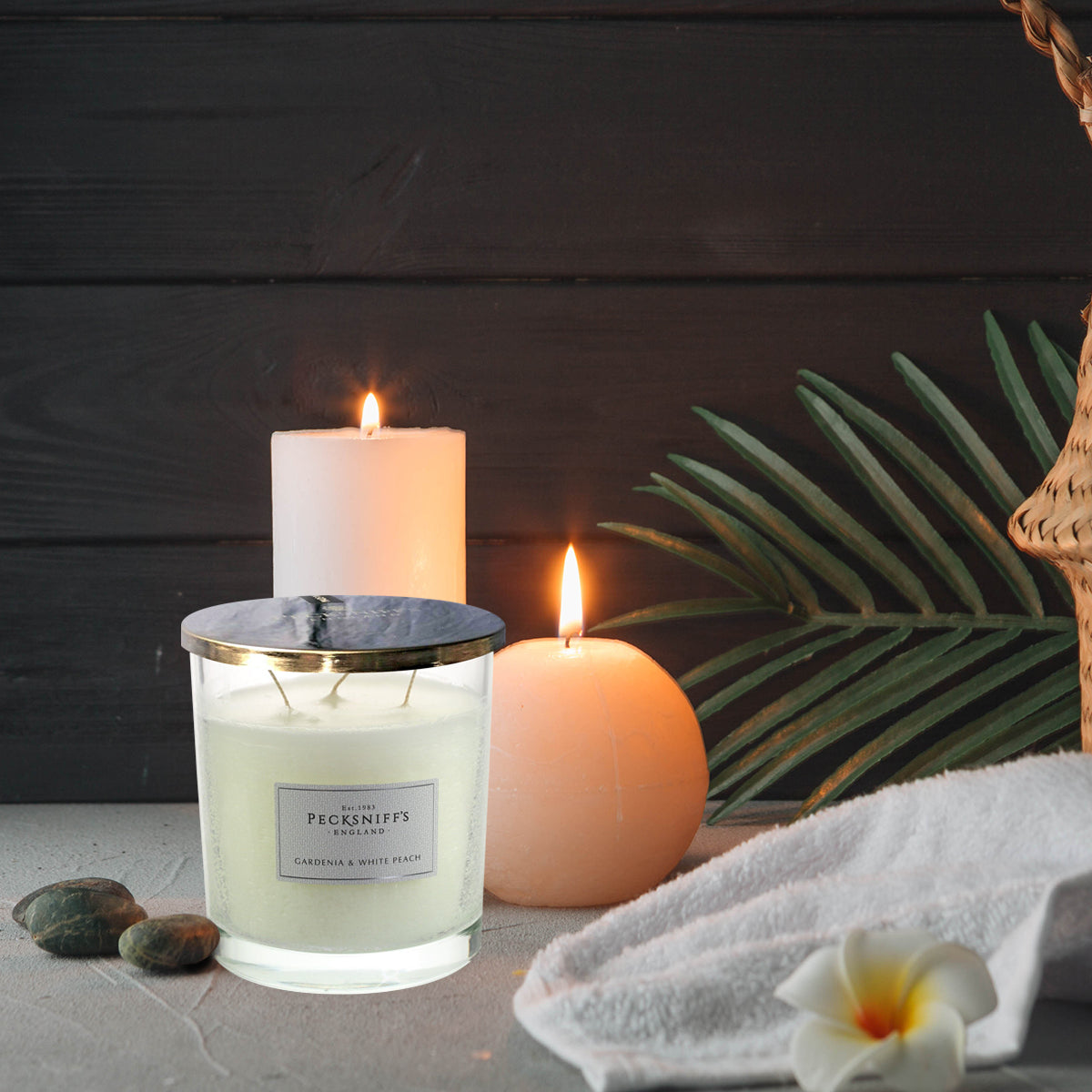 Pecksniffs Classic Gardenia & White Peach Scented Candle | 3 Wicks, 550g/19.4oz