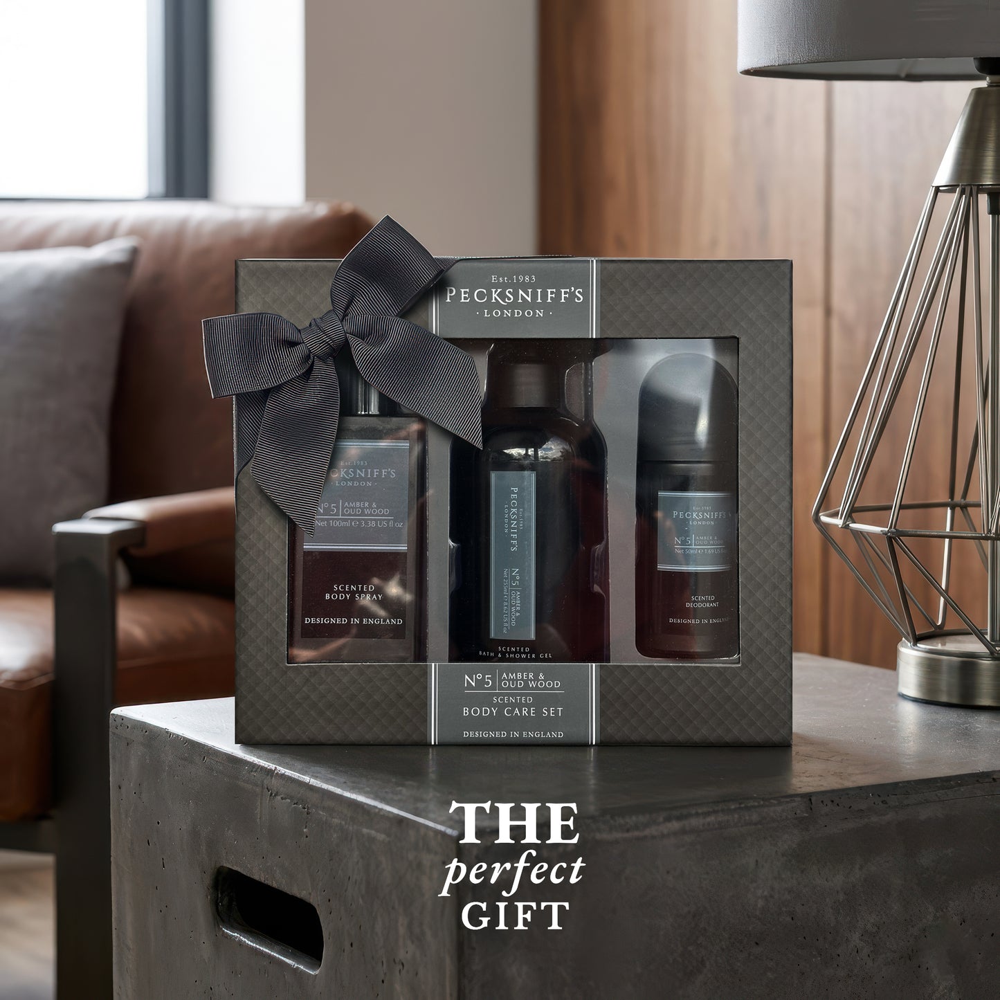 Pecksniff’s Men’s Essentials Body Trio Gift Set – Amber & Oud Wood – Bath & Shower Gel 250ml, Body Spray 100ml, Deodorant 50ml