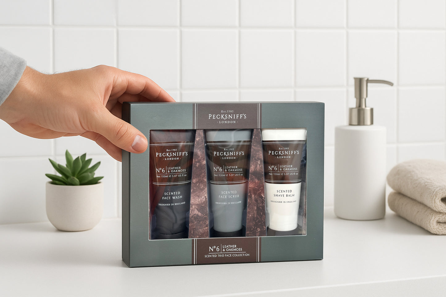 Pecksniff’s Men’s Trio Face Collection – Leather & Oakmoss – Face Wash, Face Scrub & Shave Balm Gift Set, 3 x 75ml