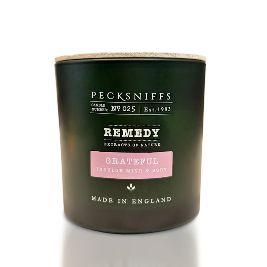 Pecksniff’s Aromatherapy Grateful Candle 3 Wick 19.4 oz/550 g, Honey Aloe Fragrance, Long Lasting Luxury Glass Candle for Relaxation, Home and Gifts